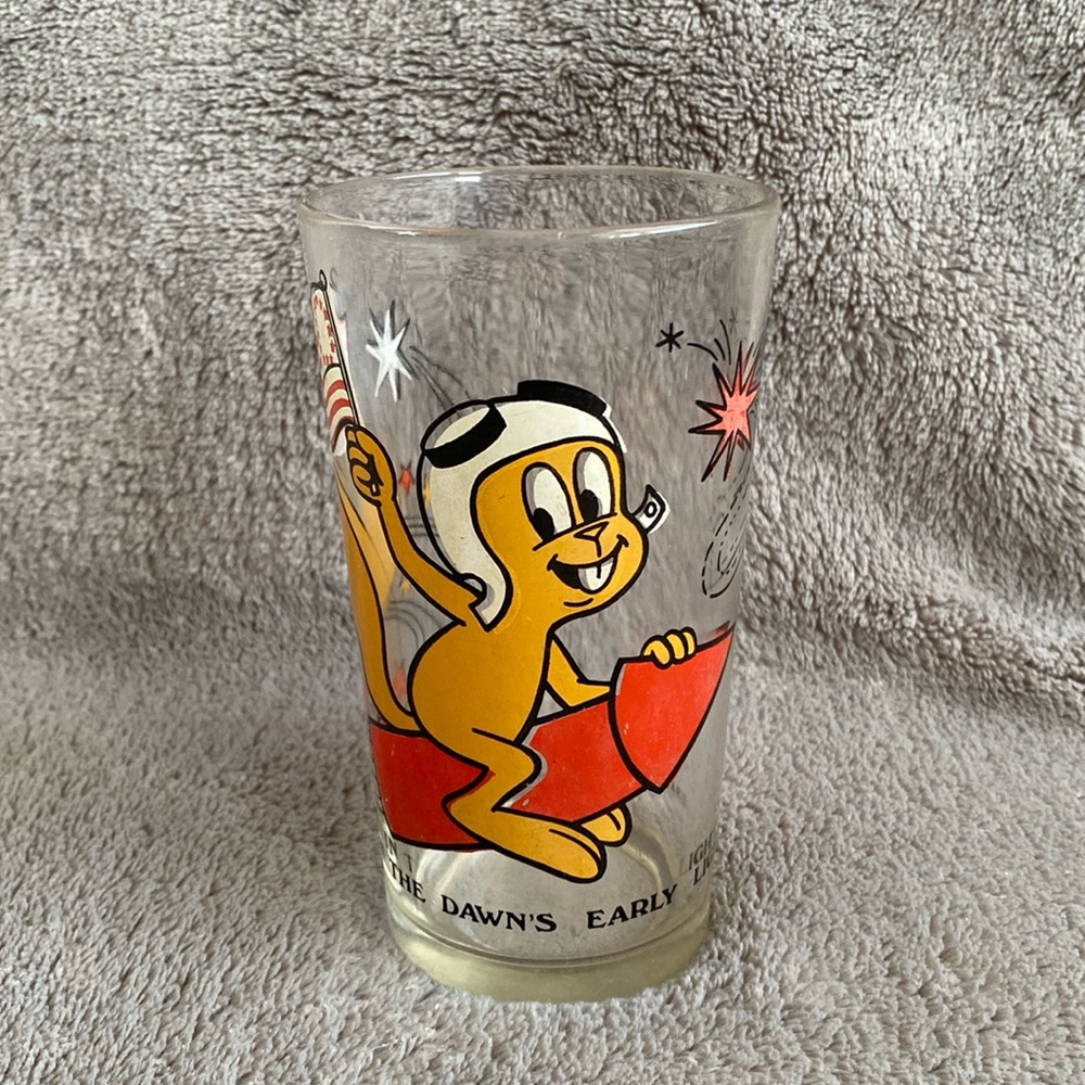 Vintage Rocky and Bullwinkle Arby’s bicentennial glass